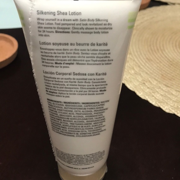 Mary Kay Satin Body - Picture 2 of 3